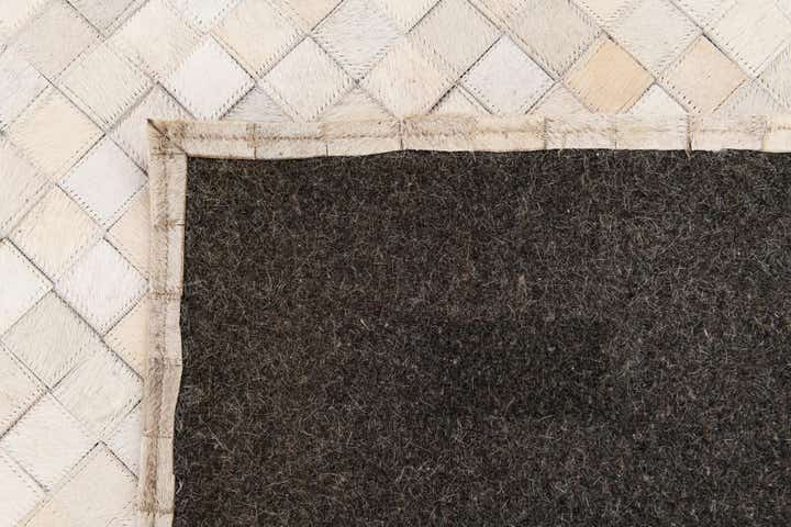 5' 3 x 7' 5 Cowhide Stocks Rug