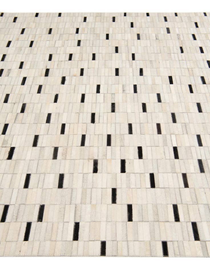 Detail image of 6' x 9' Cowhide Stocks Rug