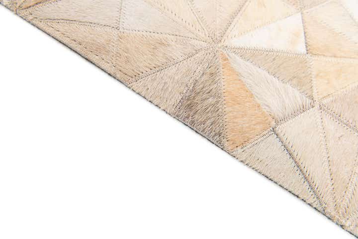 6' 8 x 9' 8 Cowhide Stocks Rug