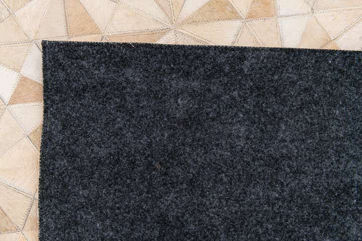 6' 8 x 9' 8 Cowhide Stocks Rug