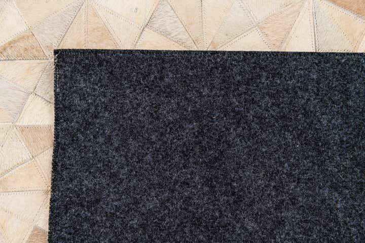 4' 9 x 6' 6 Cowhide Stocks Rug