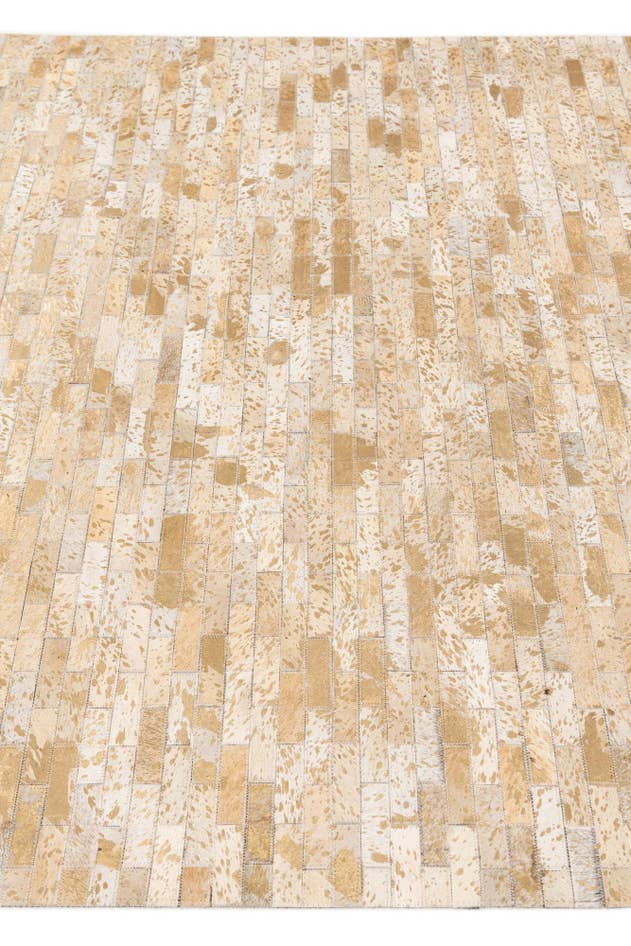 Detail image of 4' 9 x 6' 7 Cowhide Stocks Rug