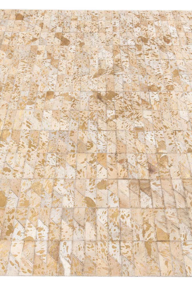 4' 8 x 6' 6 Cowhide Stocks Rug