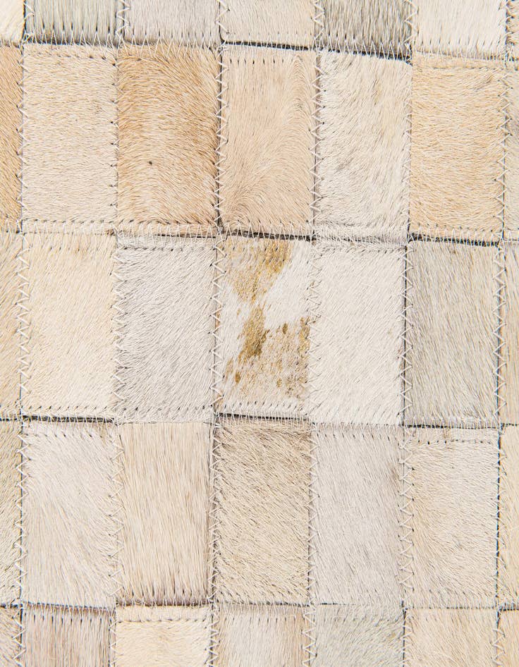 Detail image of 4' 1 x 5' 8 Cowhide Stocks Rug