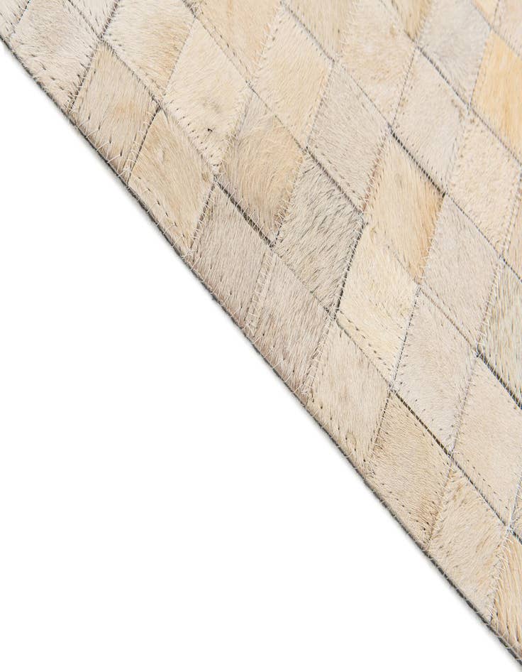 Detail image of 4' 1 x 5' 8 Cowhide Stocks Rug