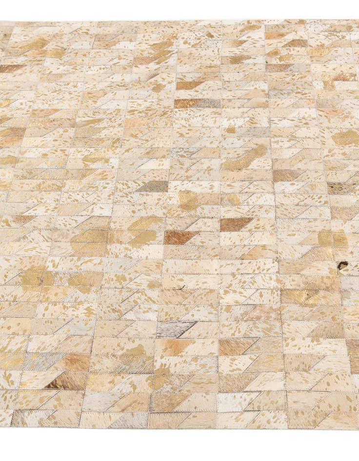 Detail image of 4' x 5' 2 Cowhide Stocks Rug