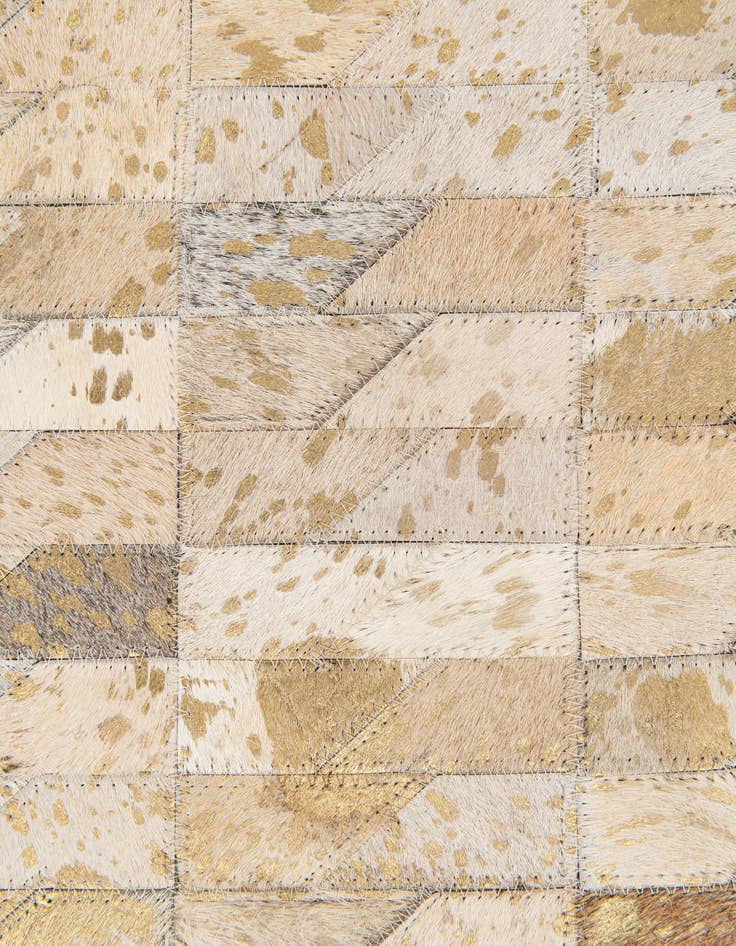 Detail image of 4' x 5' 2 Cowhide Stocks Rug