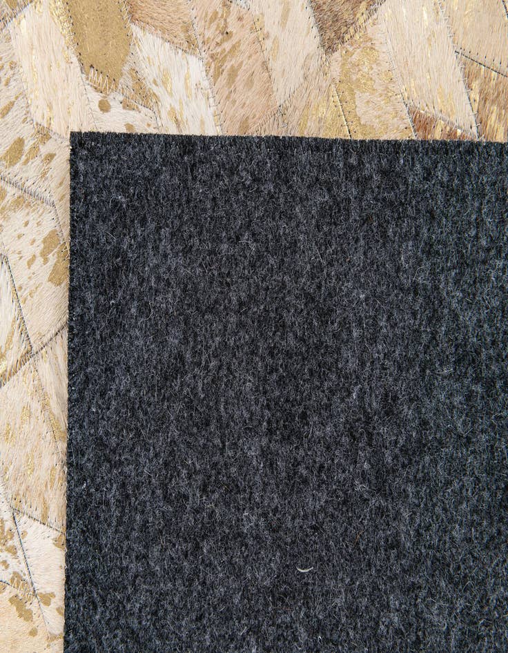 Detail image of 4' x 5' 2 Cowhide Stocks Rug