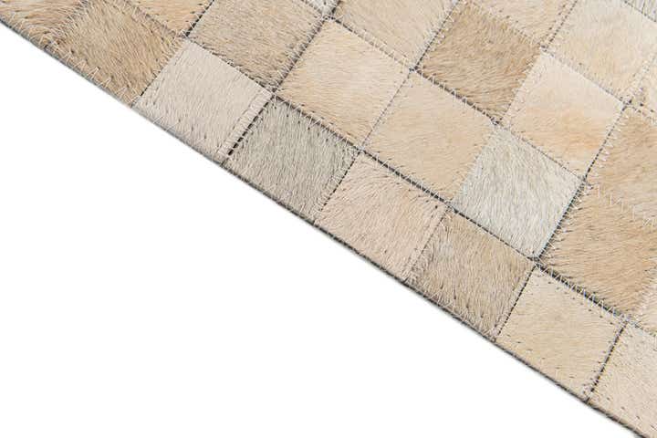 4' x 5' 8 Cowhide Stocks Rug