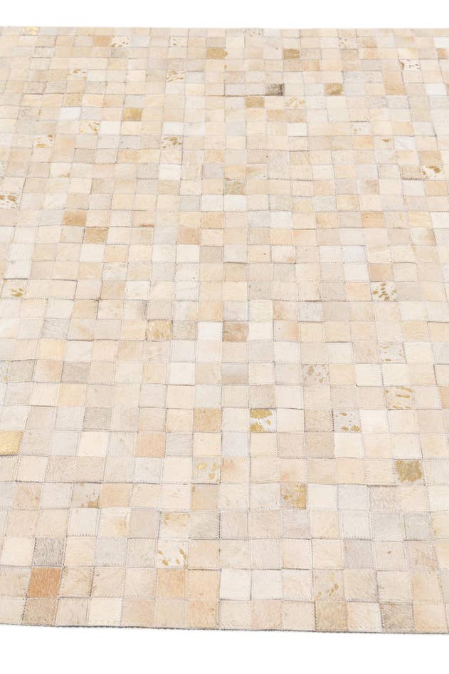 Detail image of 4' x 5' 7 Cowhide Stocks Rug