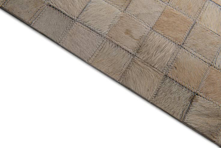 Detail image of 4' x 5' 8 Cowhide Stocks Rug