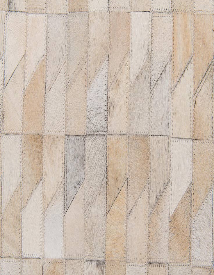 Detail image of 4' 5 x 5' 2 Cowhide Stocks Rug