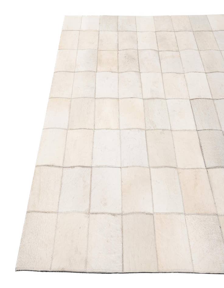 Detail image of 4' x 5' 10 Cowhide Stocks Rug