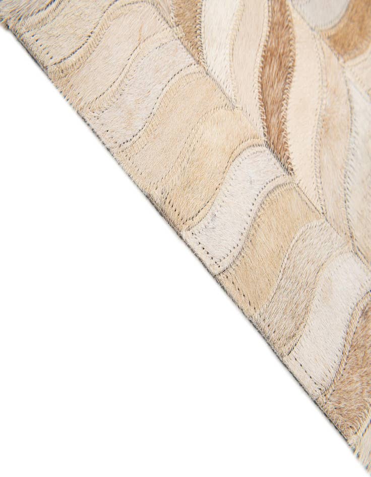 Detail image of 4' x 5' 11 Cowhide Stocks Rug