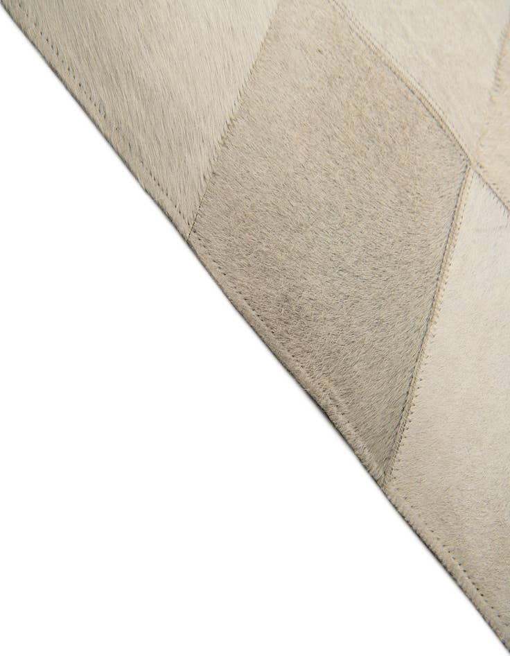 Detail image of 8' 1 x 10' Cowhide Stocks Rug