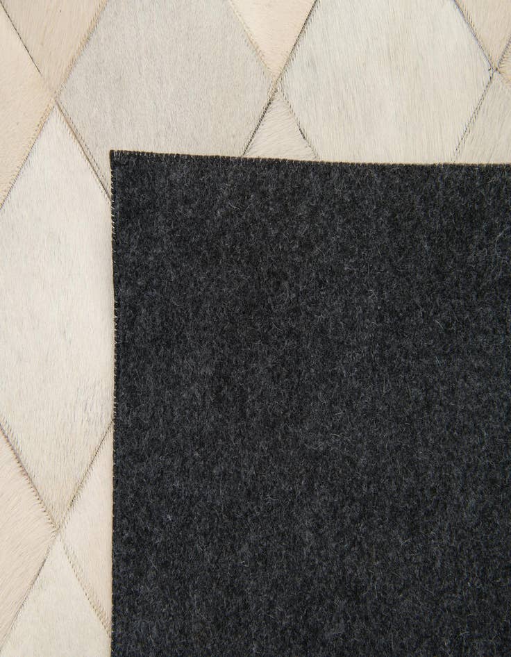 Detail image of 8' 1 x 10' Cowhide Stocks Rug