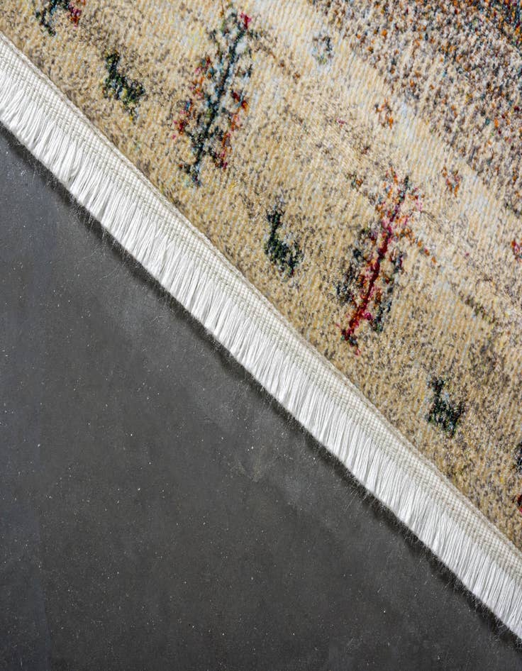 Detail image of 4' 3 x 6' Dakota Rug