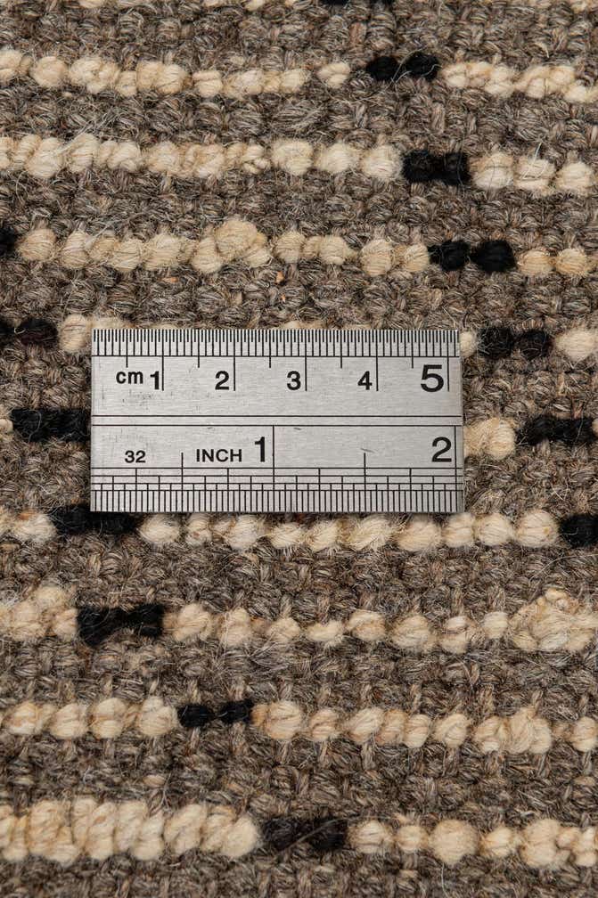 6' 6 x 9' 4 Hand Knotted Darya Wool Rug