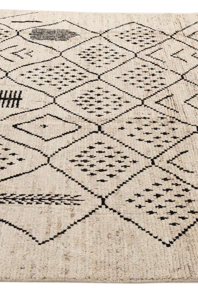 6' 6 x 9' 4 Hand Knotted Darya Wool Rug