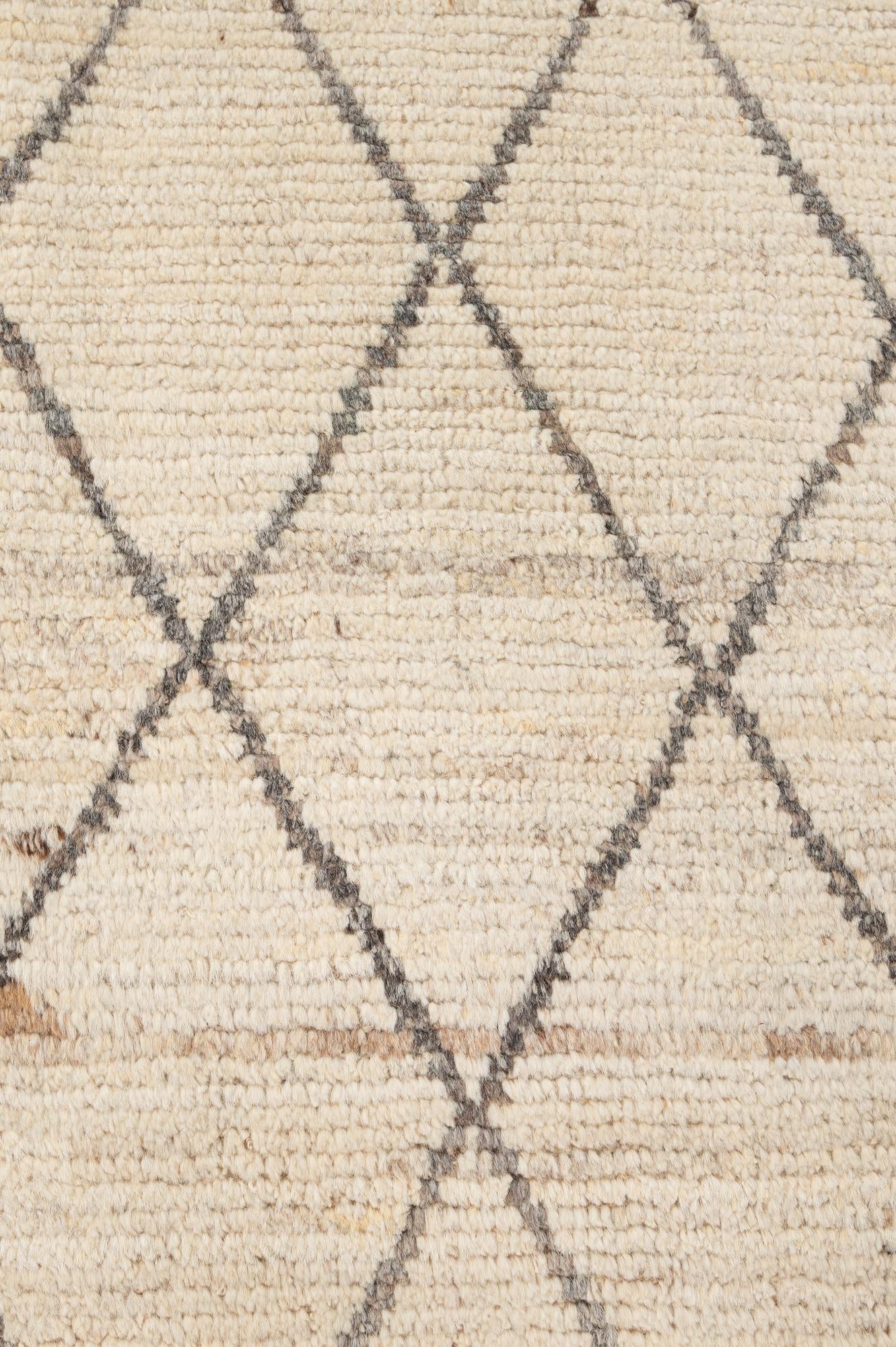 6' 4 x 9' 4 Hand Knotted Darya Wool Rug