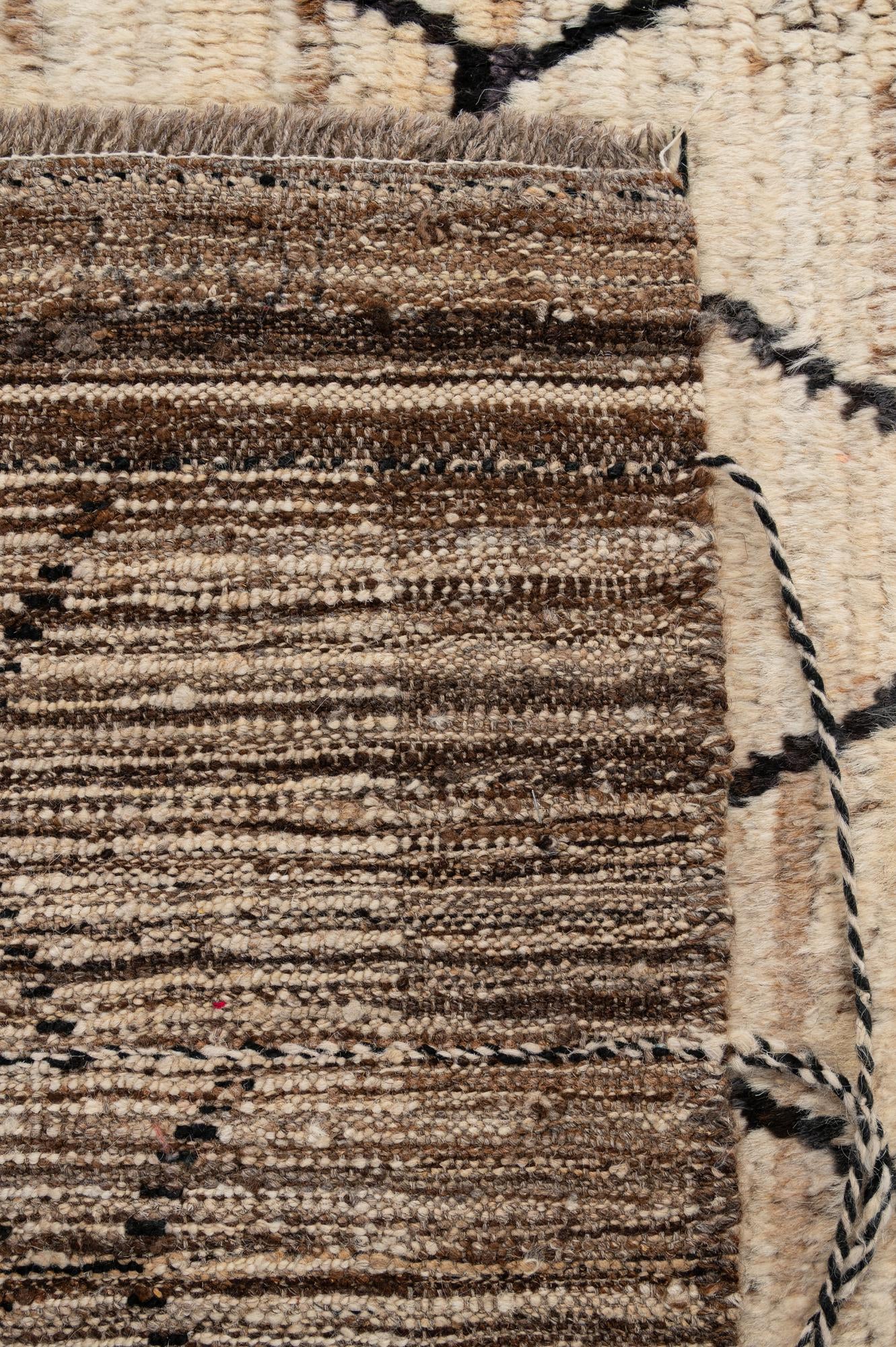 6' 4 x 10' 1 Hand Knotted Darya Wool Rug