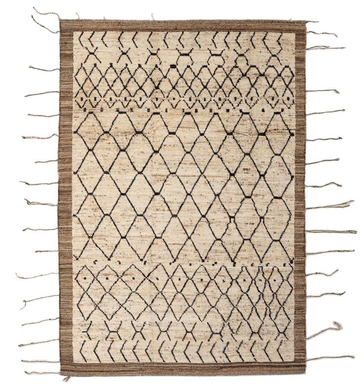 Detail image of 6' 4 x 10' 1 Hand Knotted Darya Wool Rug
