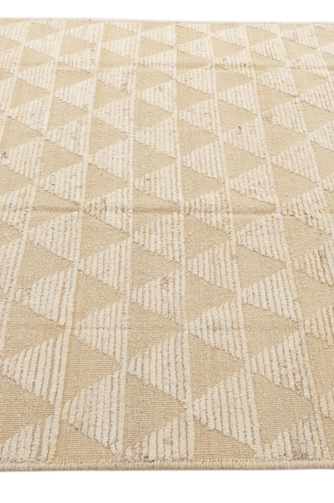 6' 5 x 9' 2 Hand Knotted Darya Wool Rug
