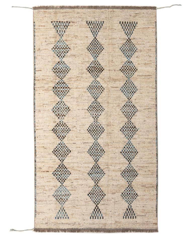 Detail image of 6' 6 x 9' 7 Hand Knotted Darya Wool Rug