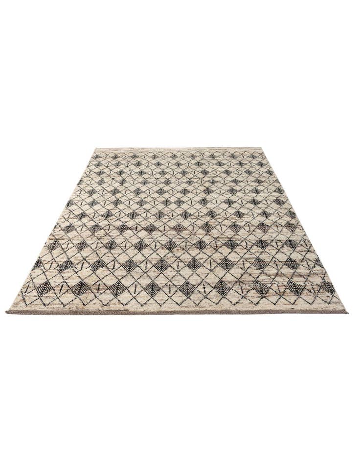 Detail image of 6' 9 x 9' 9 Hand Knotted Darya Wool Rug