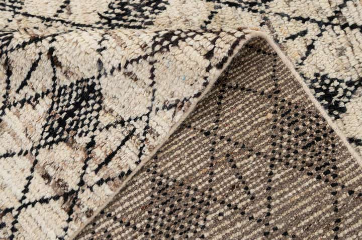 6' 9 x 9' 9 Hand Knotted Darya Wool Rug