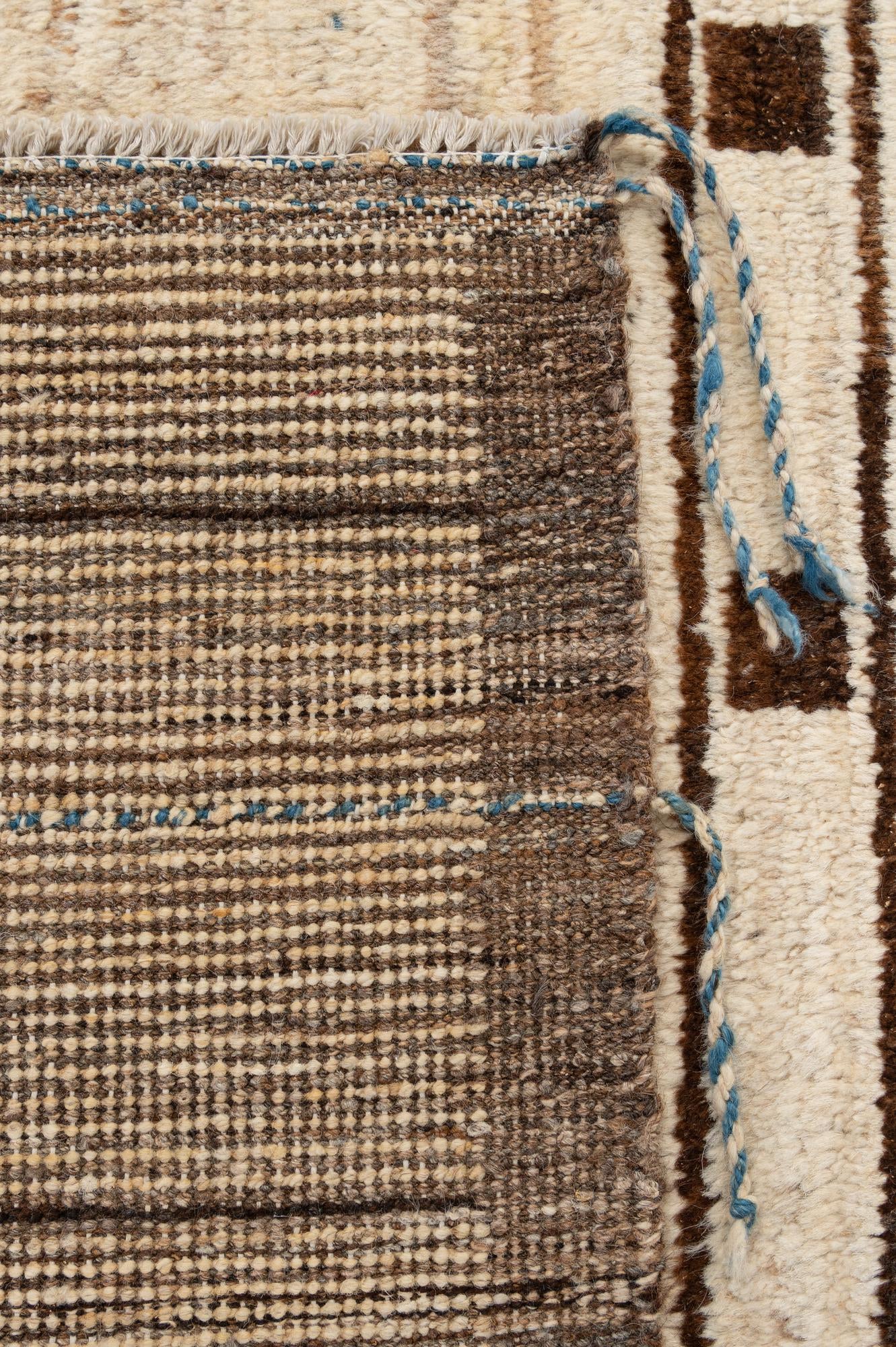 6' 9 x 9' 9 Hand Knotted Darya Wool Rug