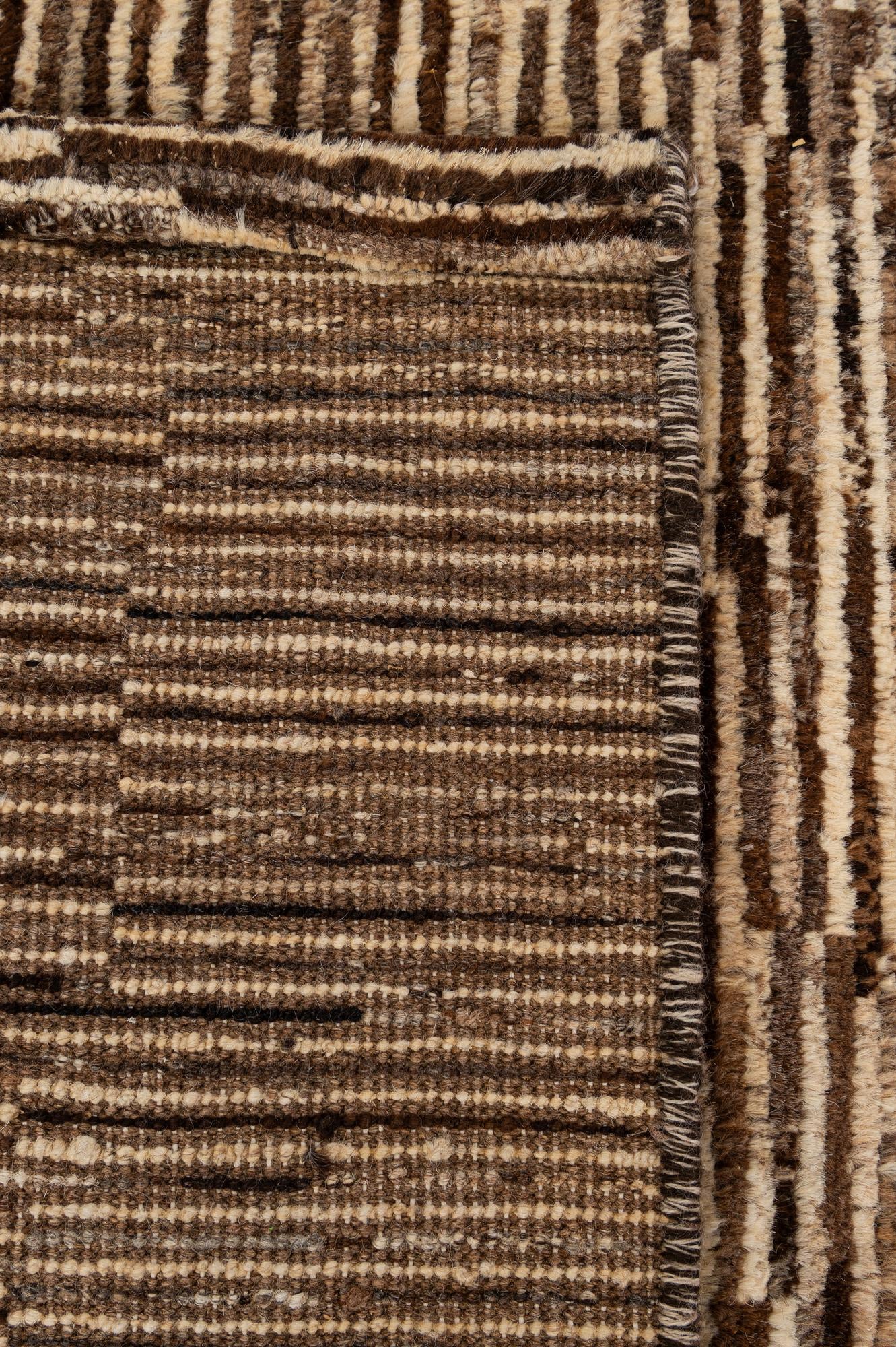 6' 5 x 9' Hand Knotted Darya Wool Rug
