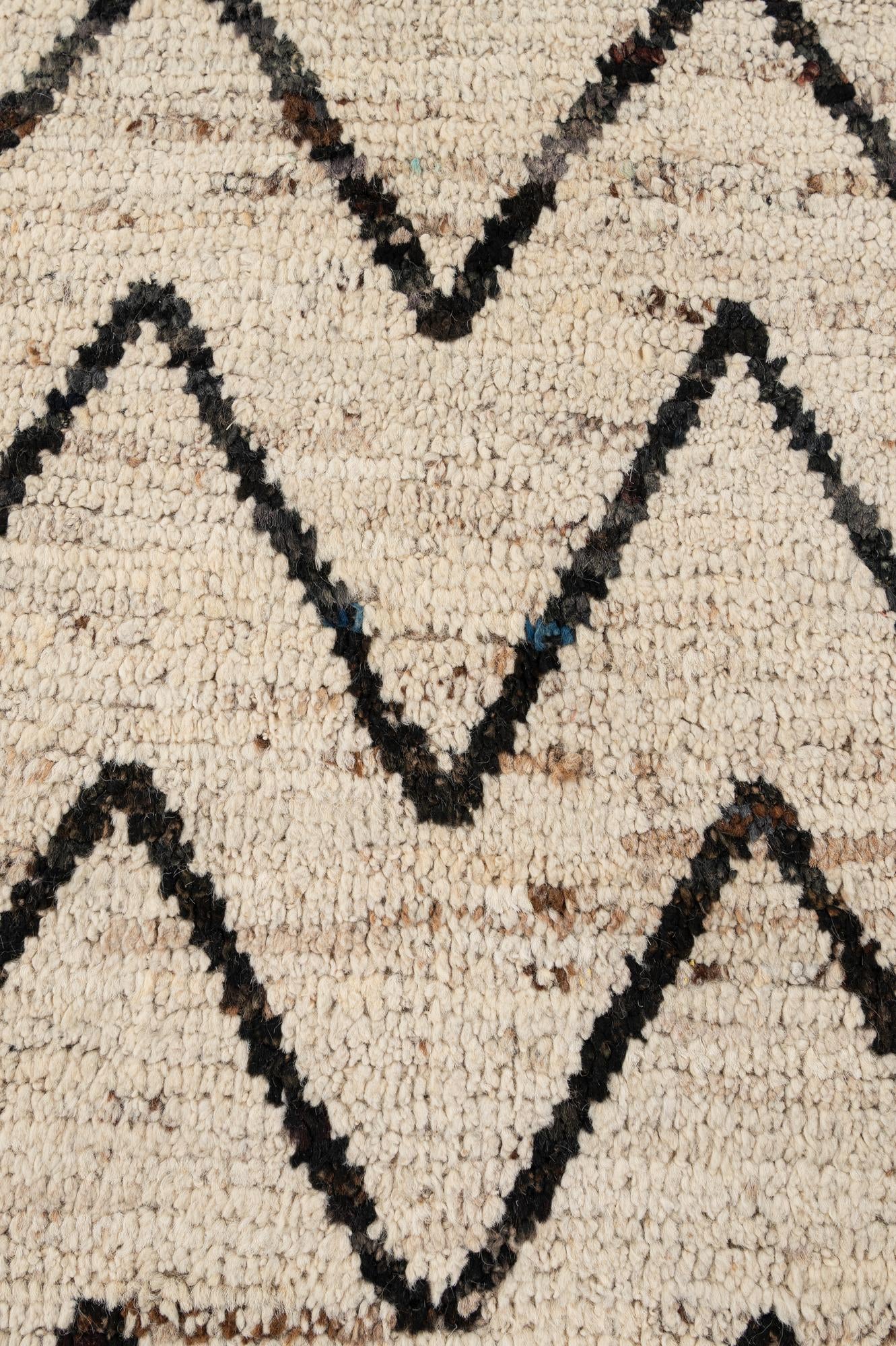 6' 8 x 9' 11 Hand Knotted Darya Wool Rug