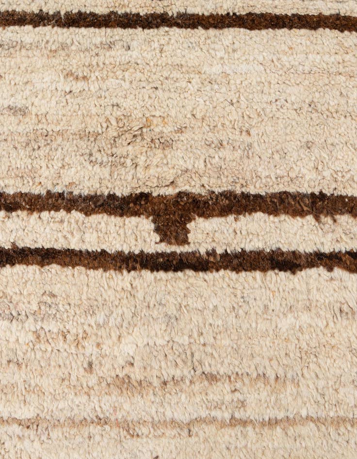 Detail image of 7' x 9' 11  Hand Knotted Darya Wool Rug