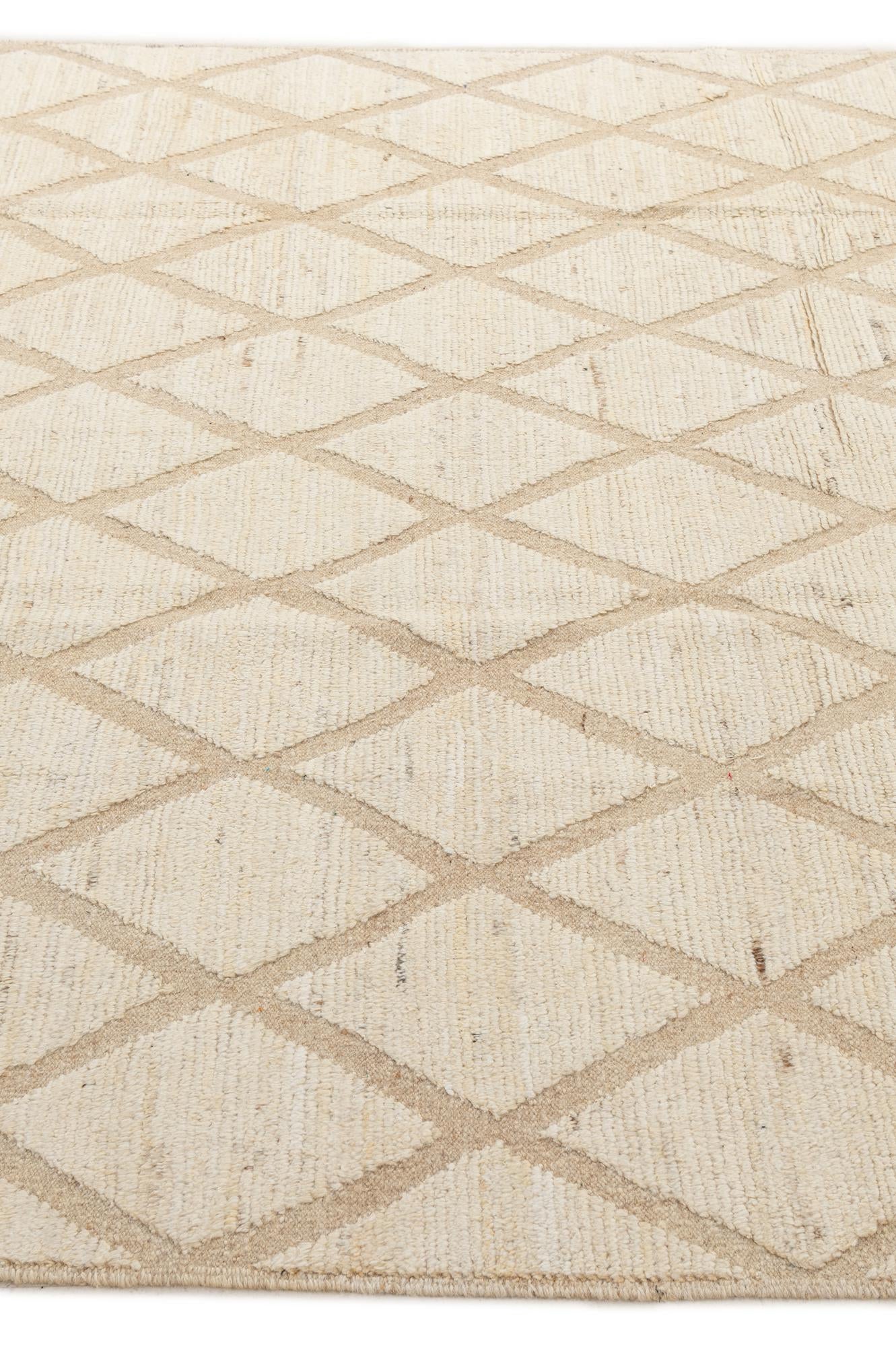 7' x 9' 11 Hand Knotted Darya Wool Rug