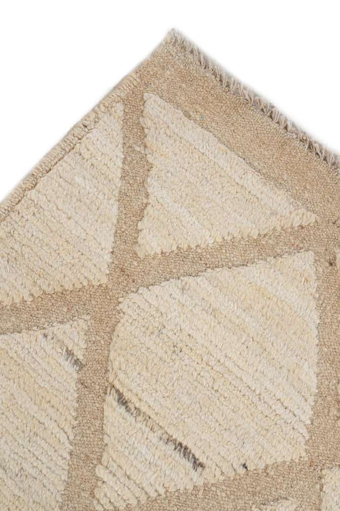 7' x 9' 11 Hand Knotted Darya Wool Rug