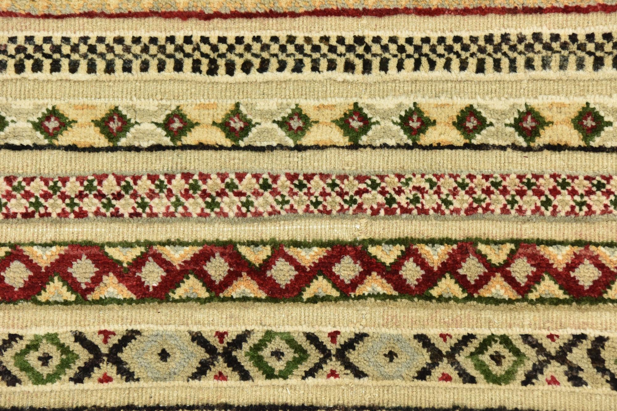 6' 10 x 9' 10 Hand Knotted Darya Rug