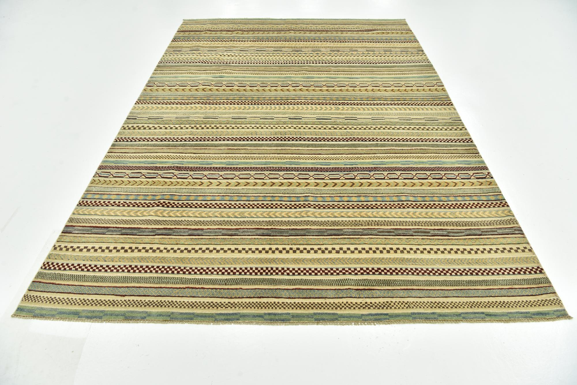 6' 6 x 9' 10 Hand Knotted Darya Rug
