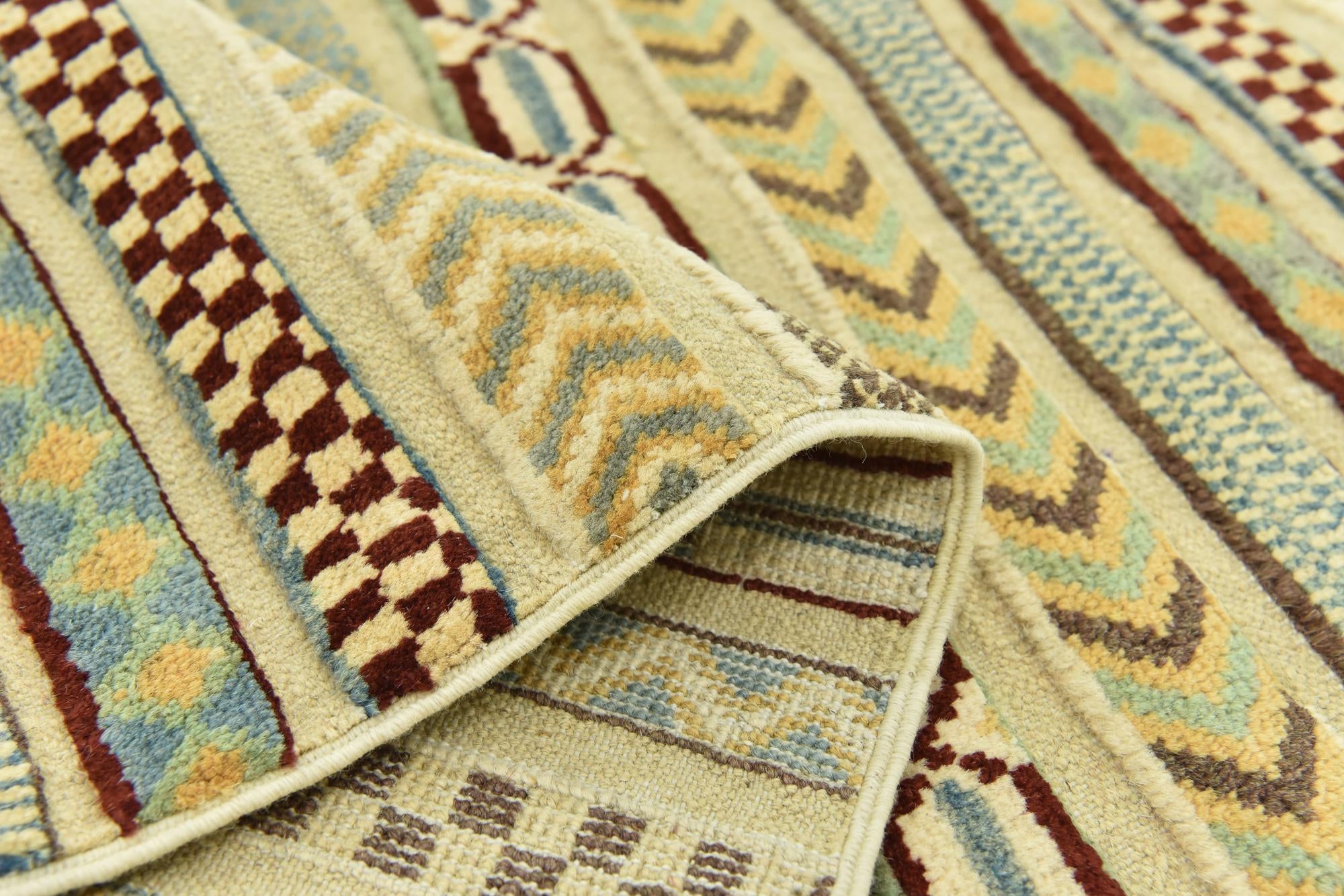 6' 6 x 9' 10 Hand Knotted Darya Rug