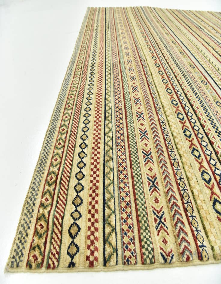 Detail image of 8' x 9' 8  Hand Knotted Darya Rug