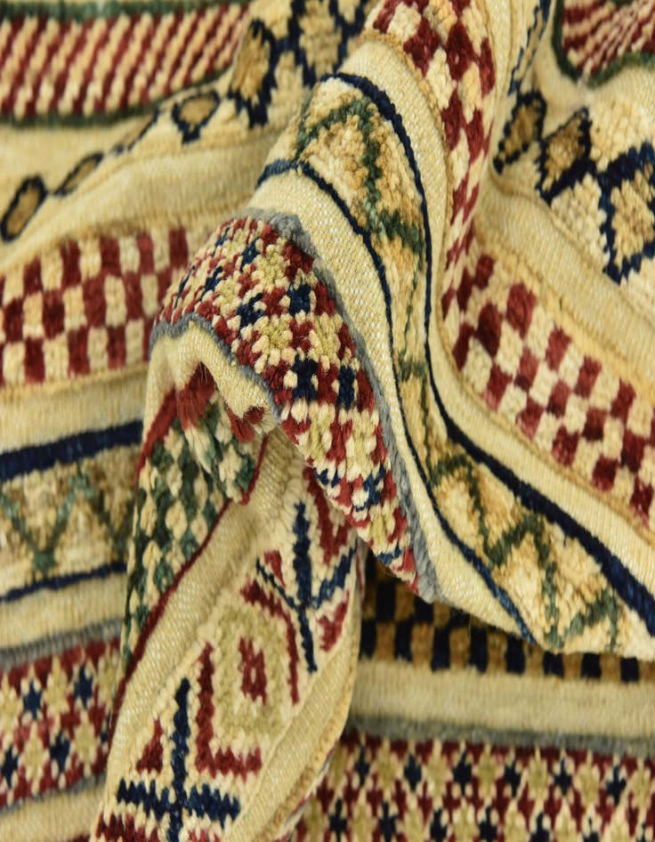 Detail image of 8' x 9' 8  Hand Knotted Darya Rug