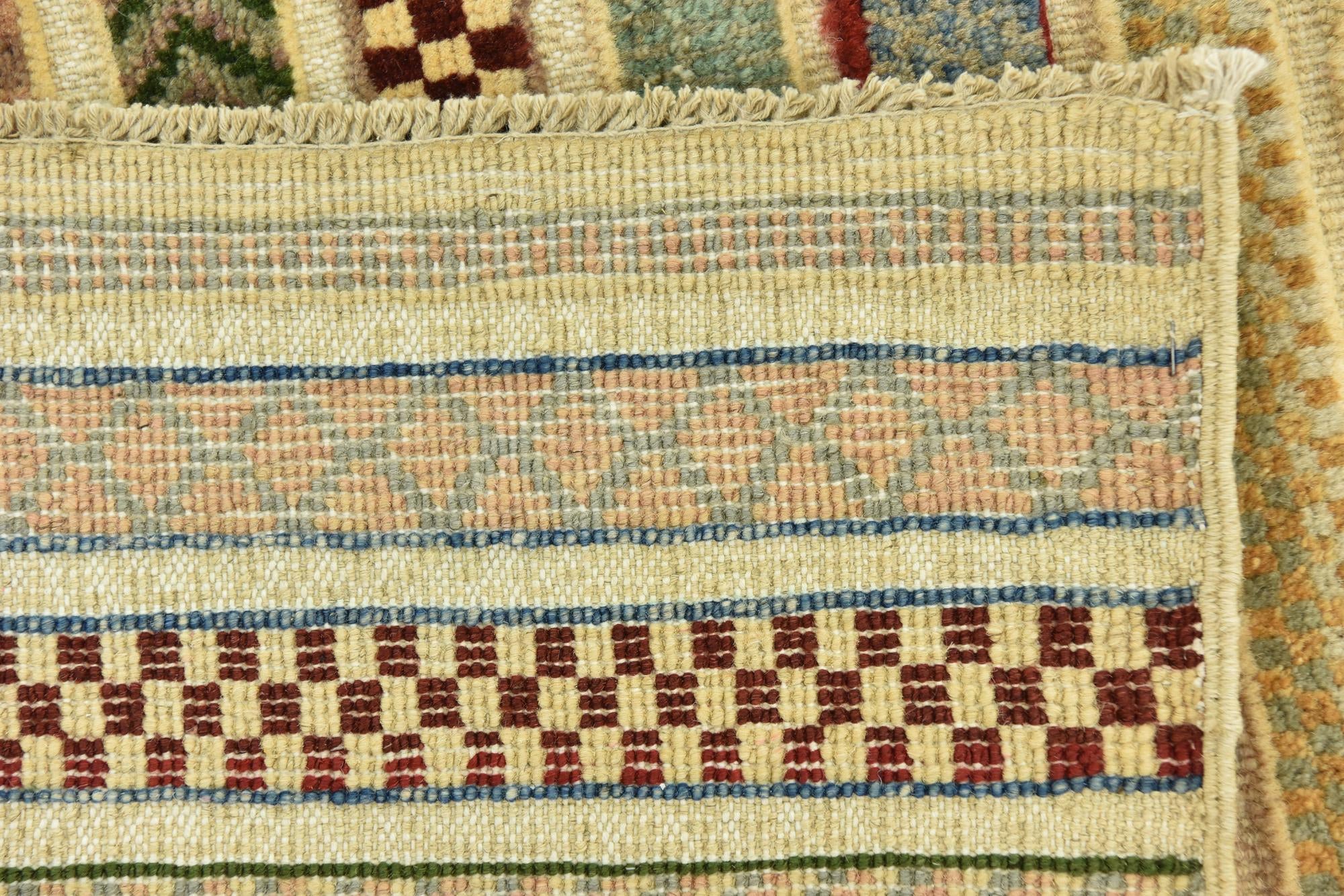 3' 6 x 5' 8 Hand Knotted Darya Rug