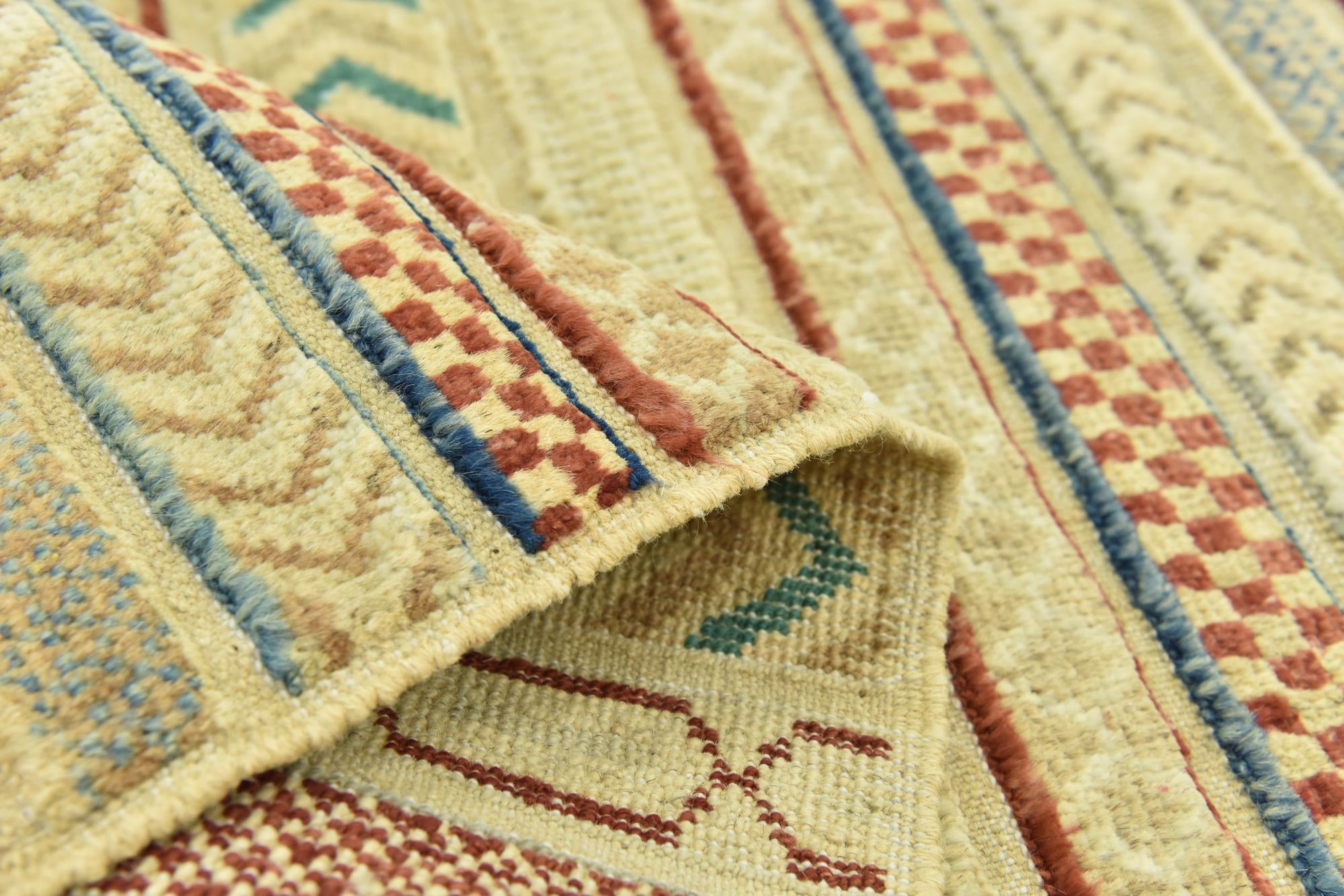 3' 4 x 5' 1 Hand Knotted Darya Rug