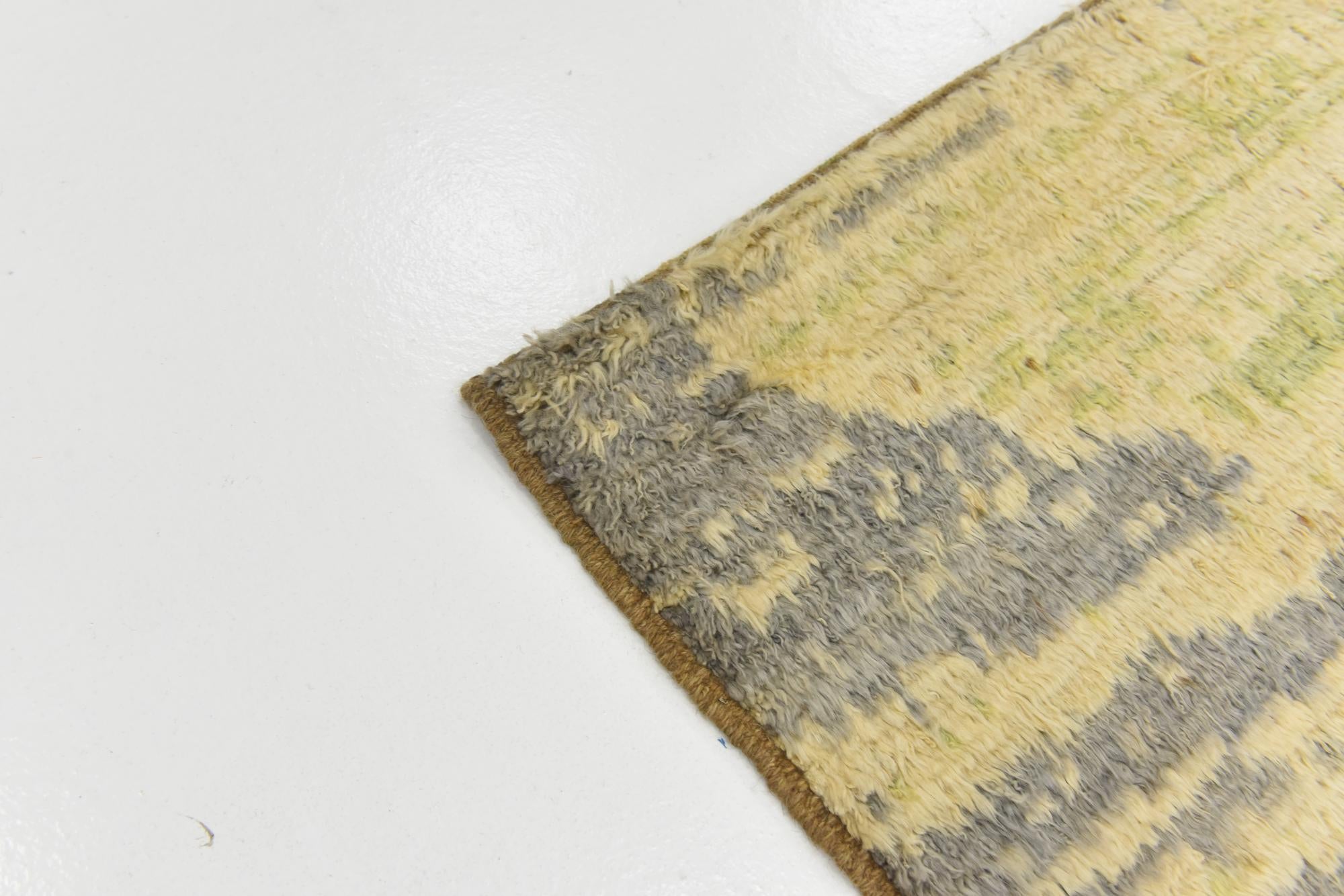 6' 6 x 9' 8 Hand Knotted Darya Wool Rug