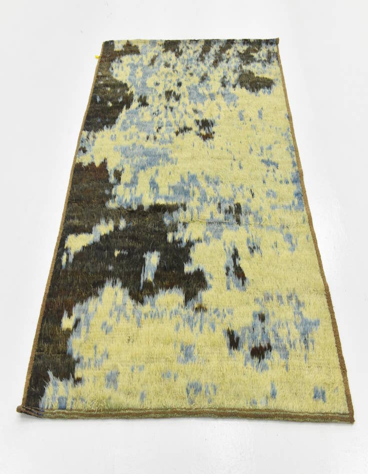 Detail image of 4' 10 x 6'  Hand Knotted Darya Wool Rug