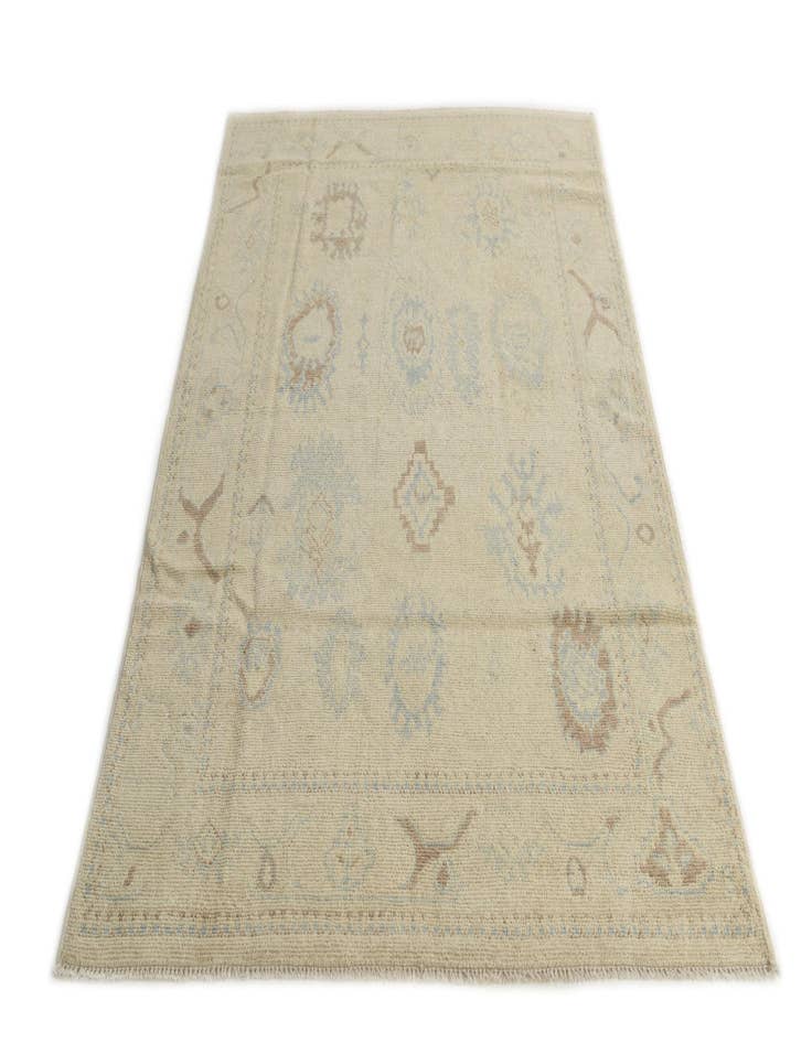 Detail image of 4' 8 x 6' 9 Hand Knotted Darya Wool Rug