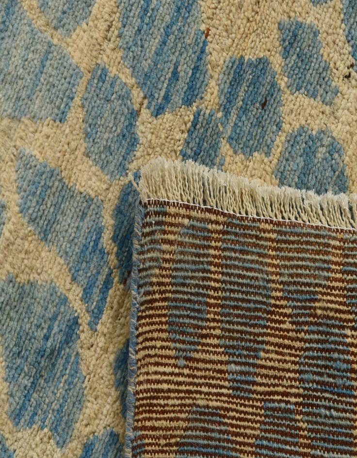 Detail image of 6' 6 x 9' 9  Hand Knotted Darya Wool Rug