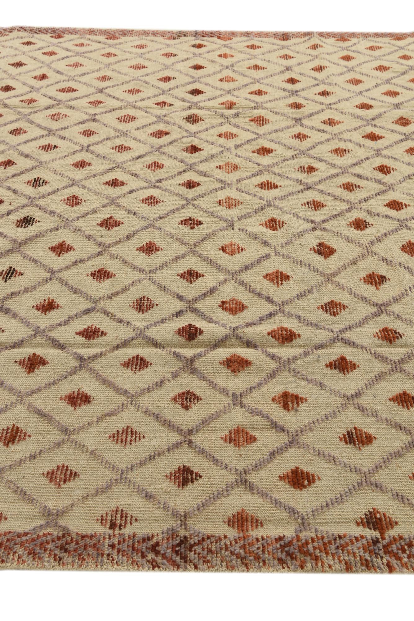 7' 8 x 10' 6 Hand Knotted Darya Wool Rug