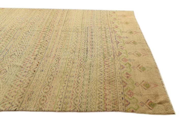 Detail image of 7' 9 x 9' Hand Knotted Darya Wool Rug