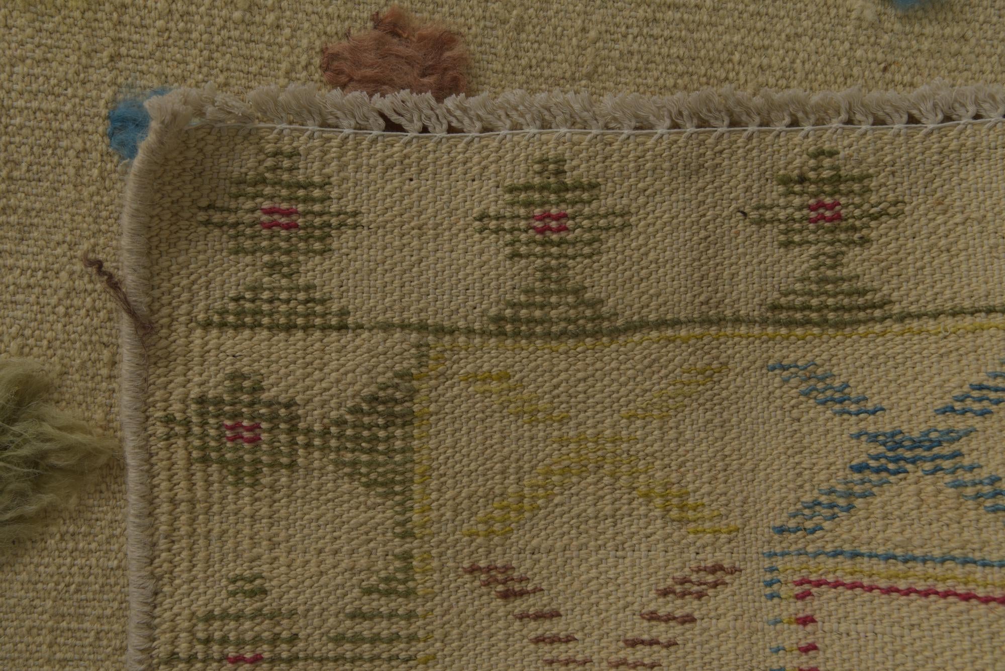 5' x 8' 4 Hand Knotted Darya Wool Rug